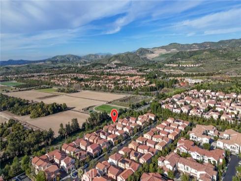 121  Excursion  , Irvine, CA