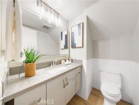 136 Pineview , Irvine, CA