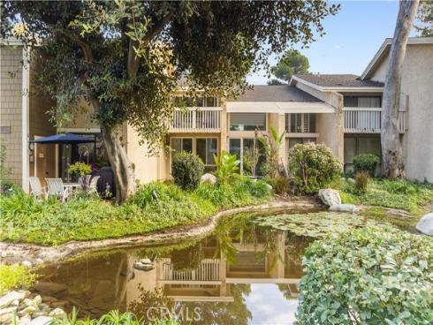 136 Pineview , Irvine, CA