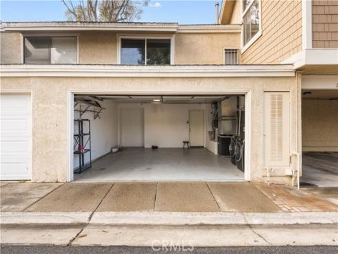 136 Pineview , Irvine, CA