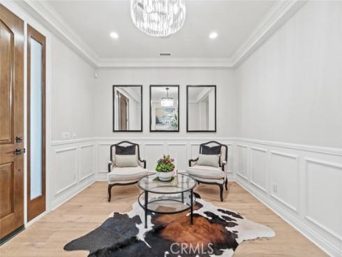 208 Radial , Irvine, CA