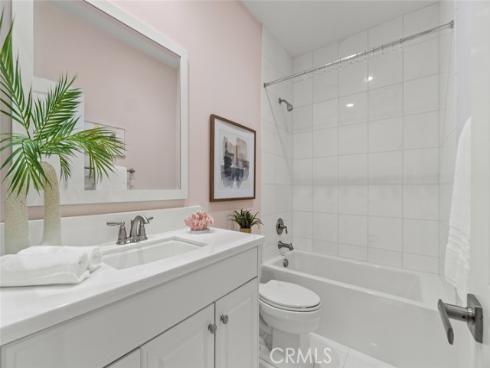 208 Radial , Irvine, CA