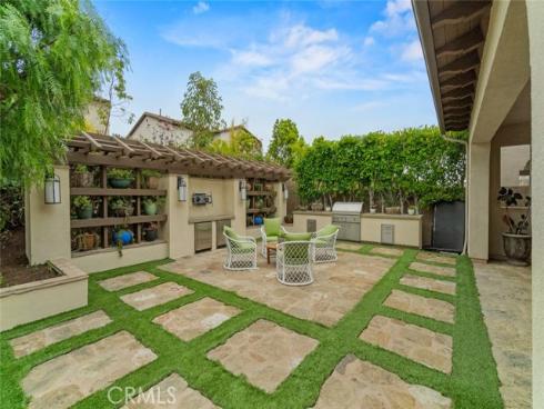 208 Radial , Irvine, CA