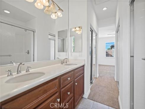 68 Dovetail , Irvine, CA