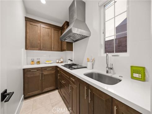 65 Glacier , Irvine, CA