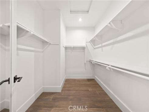 65 Glacier , Irvine, CA