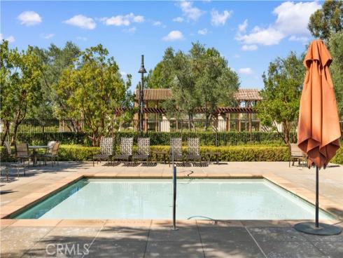 65 Glacier , Irvine, CA