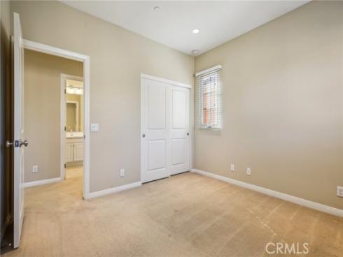 76  Bianco  , Irvine, CA