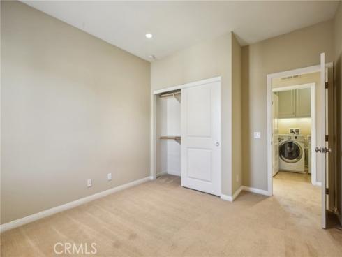 76  Bianco  , Irvine, CA