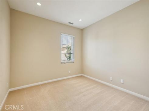 76  Bianco  , Irvine, CA