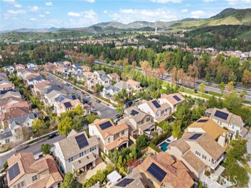 106  Fieldwood  , Irvine, CA