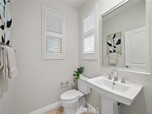 106  Fieldwood  , Irvine, CA