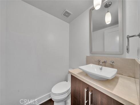 726  Rockefeller  , Irvine, CA