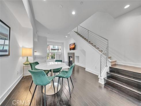 726  Rockefeller  , Irvine, CA