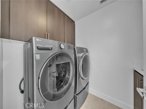 726  Rockefeller  , Irvine, CA