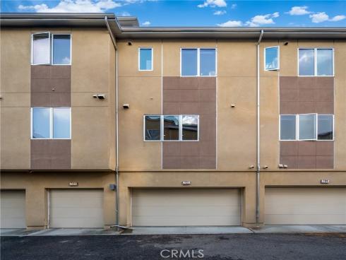 726  Rockefeller  , Irvine, CA