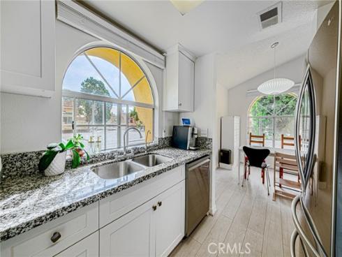 55  Alicante Aisle, #62  , Irvine, CA