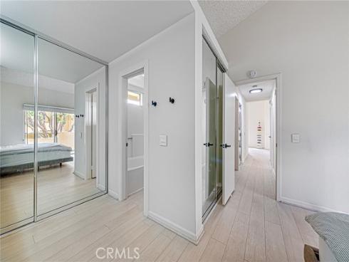 55  Alicante Aisle, #62  , Irvine, CA