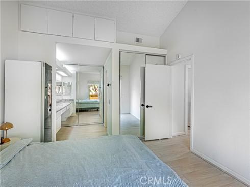 55  Alicante Aisle, #62  , Irvine, CA