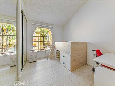 55  Alicante Aisle, #62  , Irvine, CA