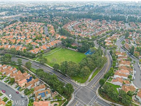 55  Alicante Aisle, #62  , Irvine, CA