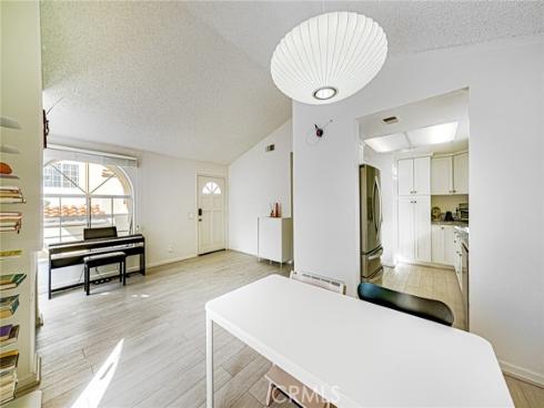 55  Alicante Aisle, #62  , Irvine, CA