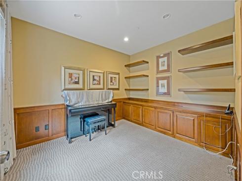 22  Arborside  , Irvine, CA