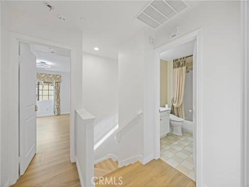 22  Arborside  , Irvine, CA