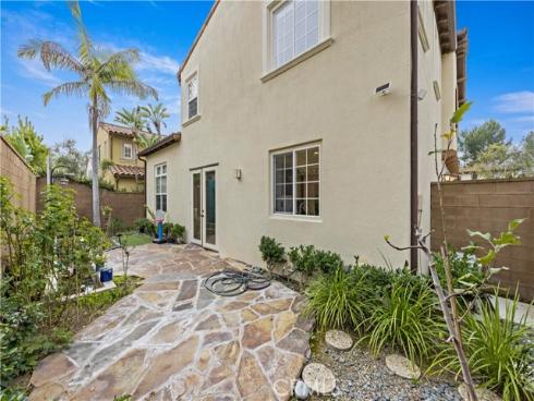 22  Arborside  , Irvine, CA