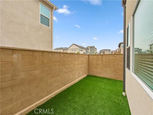 608  Grizzly  , Irvine, CA