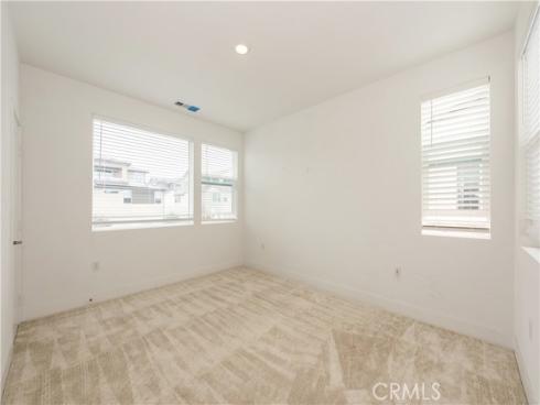 608  Grizzly  , Irvine, CA