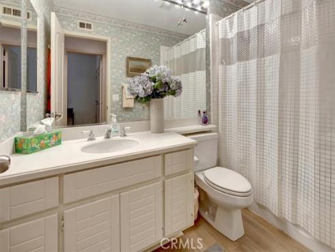 70  Lehigh Aisle  , Irvine, CA