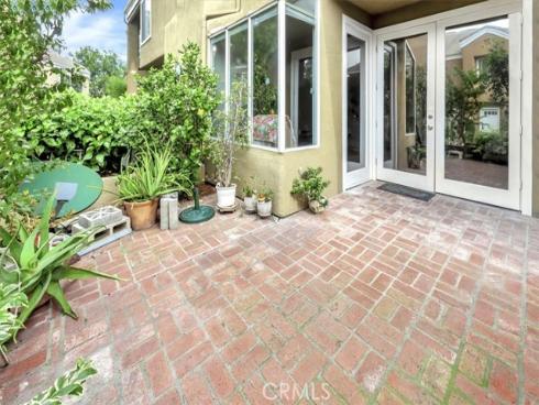 70  Lehigh Aisle  , Irvine, CA