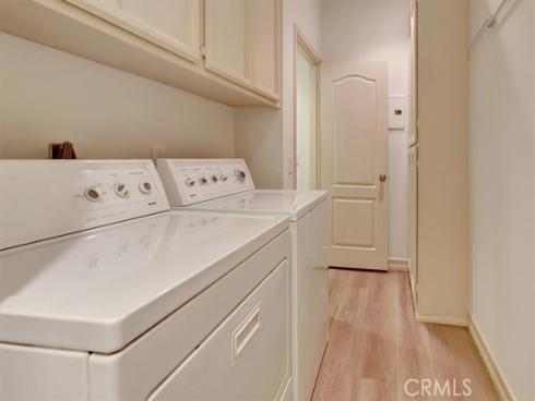 70  Lehigh Aisle  , Irvine, CA