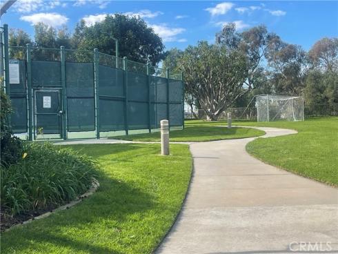 70  Lehigh Aisle  , Irvine, CA