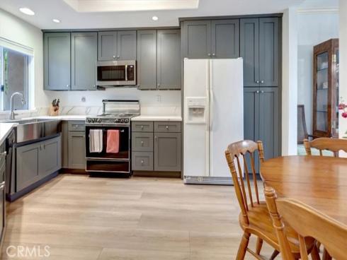 70  Lehigh Aisle  , Irvine, CA