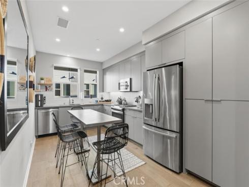 206 Placemark , Irvine, CA