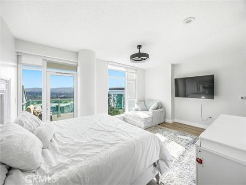 3131  Michelson  1504 , Irvine, CA