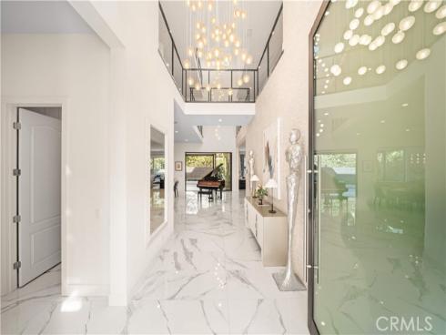 83 Lunar , Irvine, CA