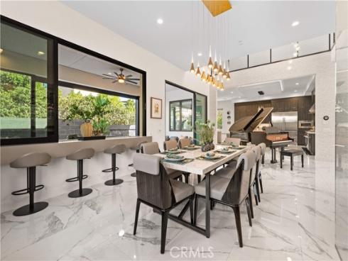 83 Lunar , Irvine, CA