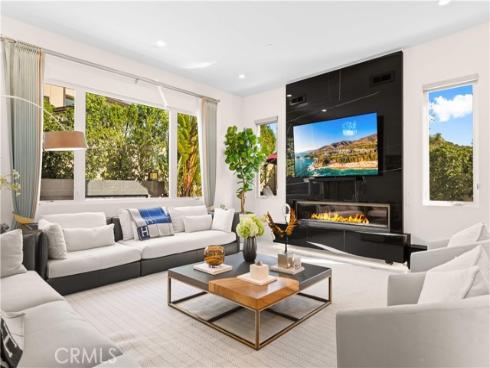 83 Lunar , Irvine, CA