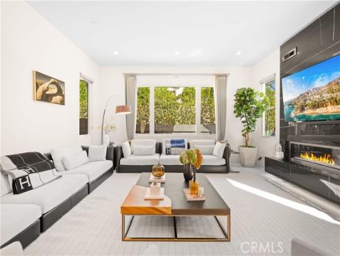 83 Lunar , Irvine, CA