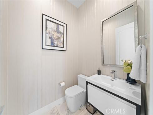 83 Lunar , Irvine, CA