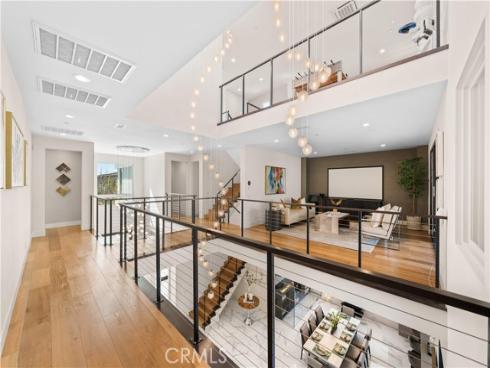 83 Lunar , Irvine, CA