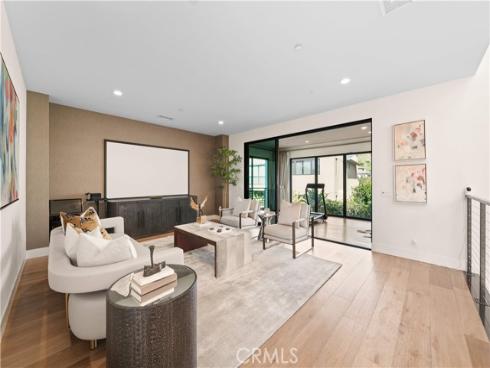 83 Lunar , Irvine, CA