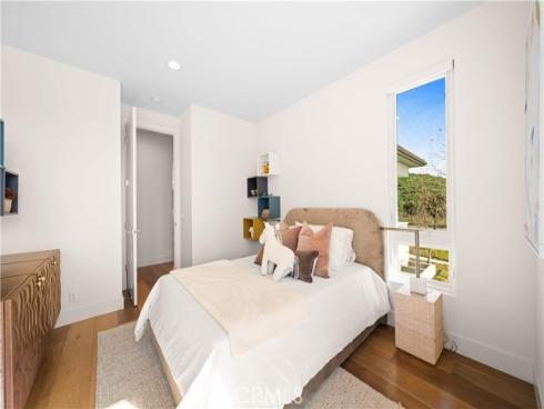 83 Lunar , Irvine, CA