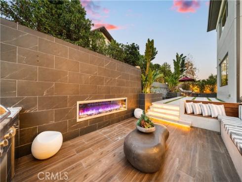 83 Lunar , Irvine, CA