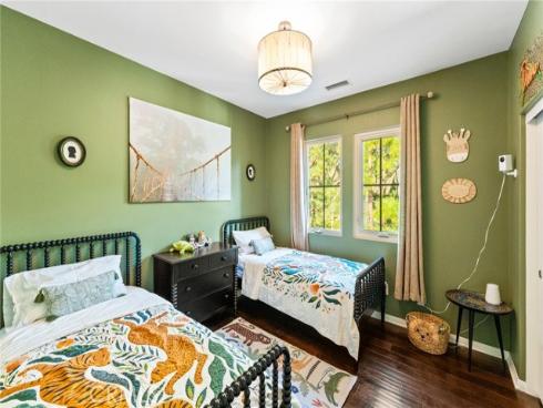 121  Calypso  , Irvine, CA