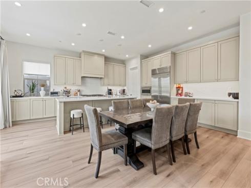 63 Longchamp , Irvine, CA