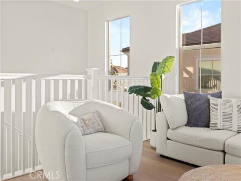 63 Longchamp , Irvine, CA